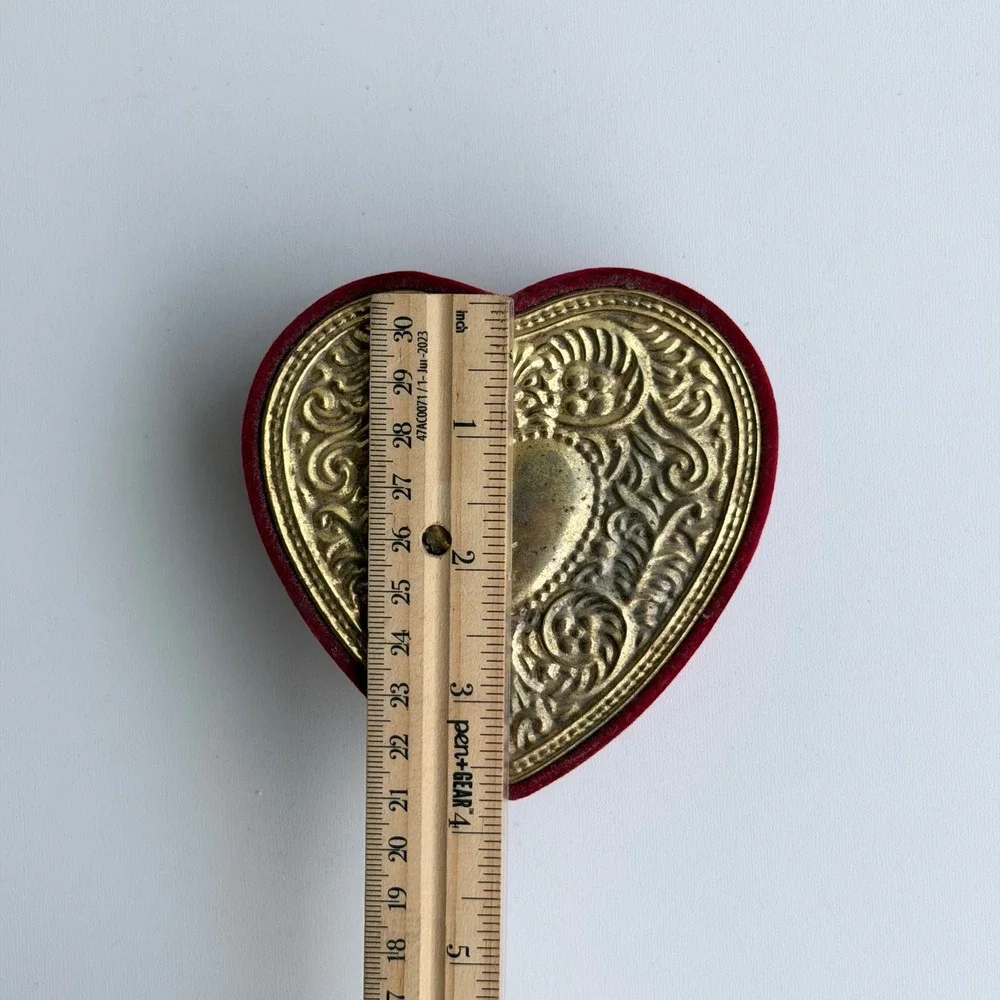VTG Heart Trinket Box Red Gold Velvet Brass Filigree Jewelry Case Old World